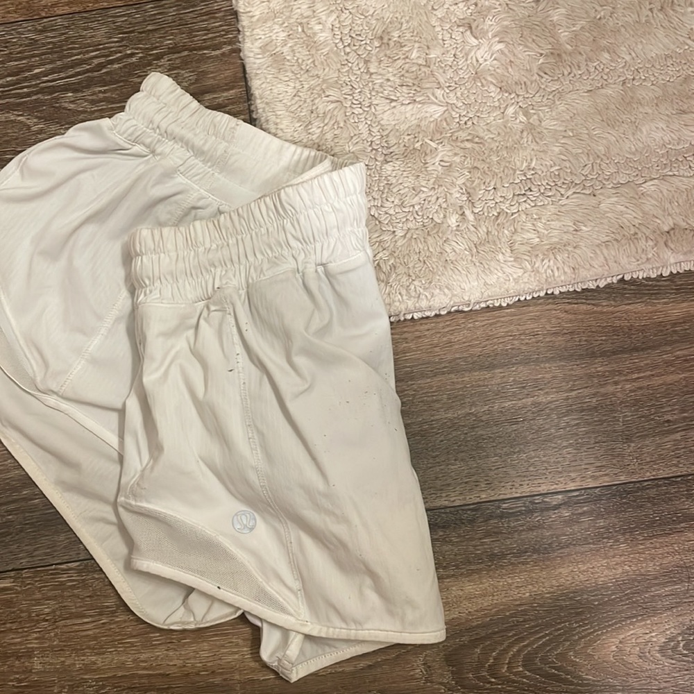 White Basic Lulu’s - image 2